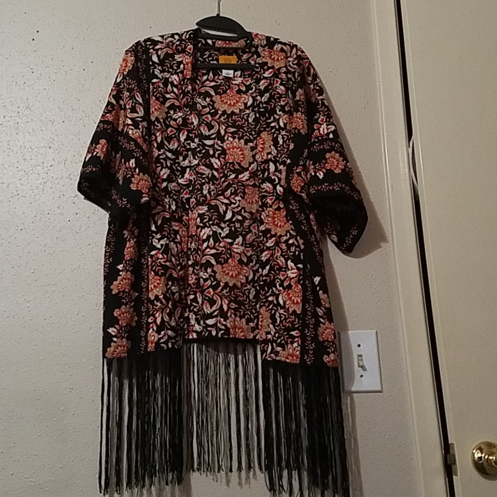 Ruby Rd sz S fringed cover all